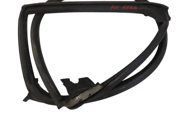 Tesla Model S Rear door rubber seal (on body)