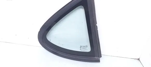 Chevrolet Tacuma Rear side window