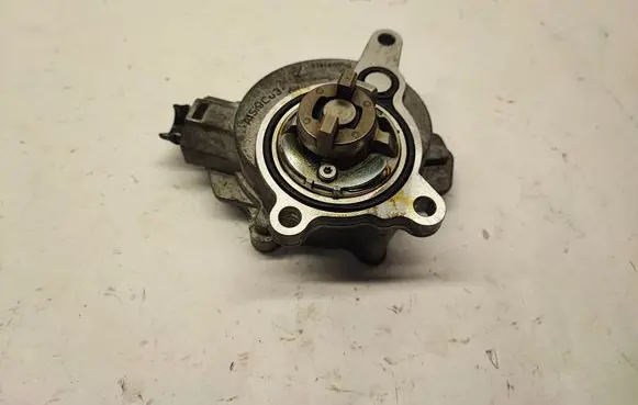 Ford Mustang VI Vacuum pump 72480745 BB5E2A851BD