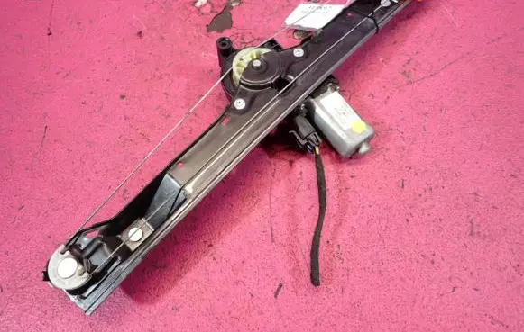 Fiat Punto (199) Front door window regulator with motor 51786728