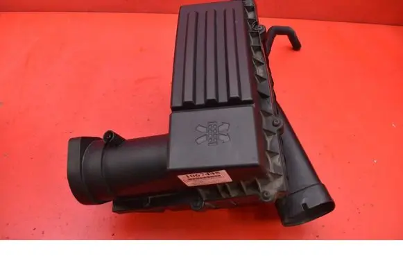 Volkswagen PASSAT CC Air filter box 3C0129601