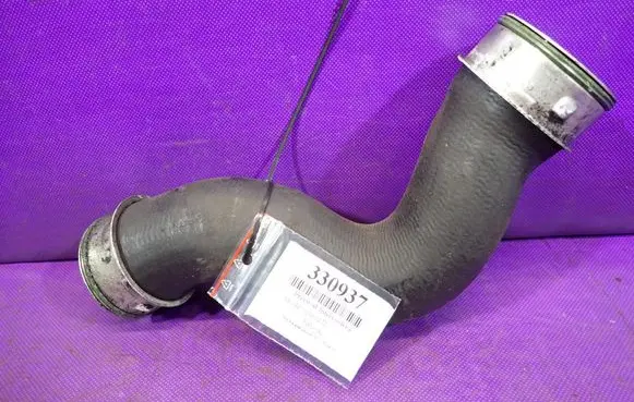Skoda Octavia Mk2 (1Z) Intercooler hose/pipe 