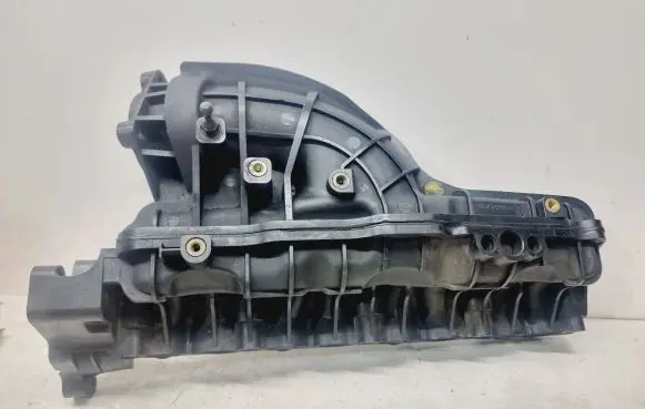 KIA Sportage Intake manifold 283102F310