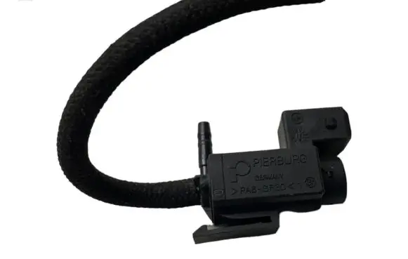 BMW 5 F10 F11 Turbo solenoid valve 7810831 70231800 11T298