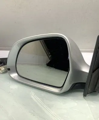 Audi A5 8T 8F Front door electric wing mirror 020931