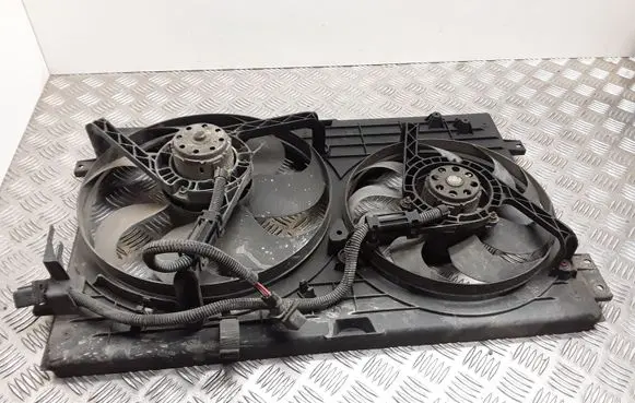 Audi A3 S3 8L Radiator cooling fan shroud 1J0121205B 1J0121207M