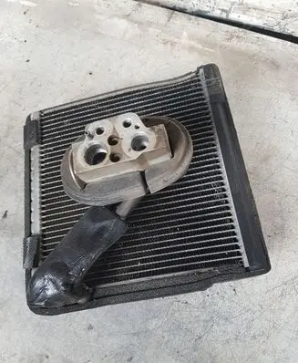 Volkswagen PASSAT CC Air conditioning (A/C) radiator (interior) 