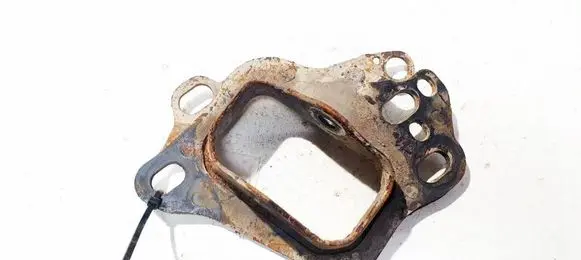 Saab 9-5 Bracket in trunk/boot 