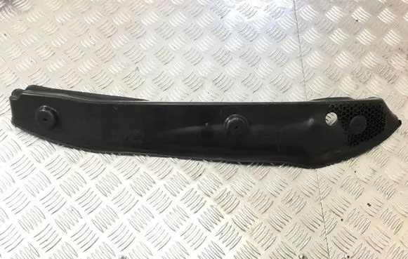 Mercedes-Benz GL X166 Fender end trim A1668890125