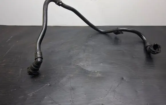 Volvo V60 Breather/breather pipe/hose 31338885
