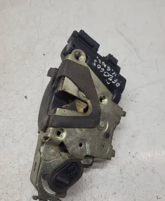 Peugeot 605 Rear door lock