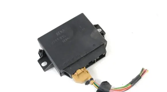 Renault Master III Parking PDC control unit/module 8201015177B