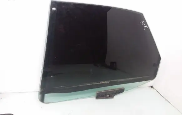 Audi A8 S8 D2 4D Rear door window glass