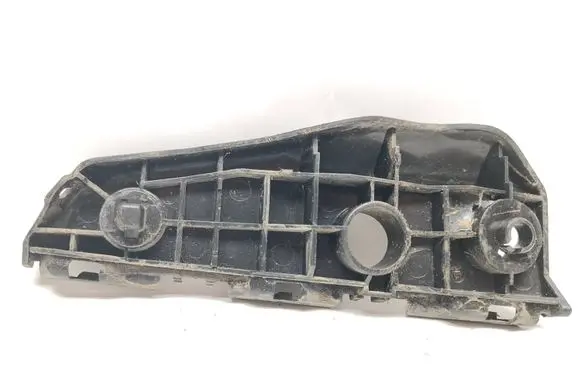 Toyota Auris 150 Front bumper mounting bracket 5253502041
