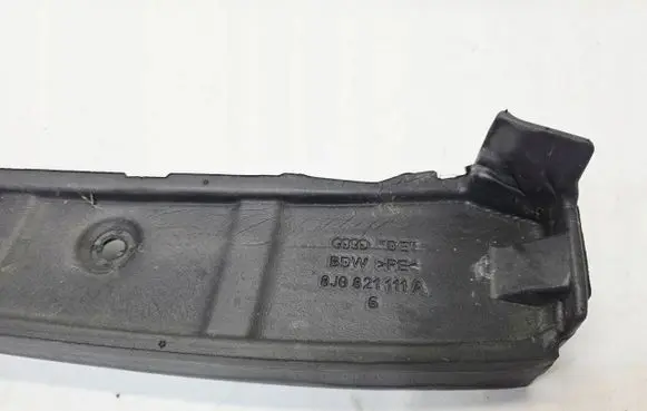 Audi TT TTS Mk2 Fender foam support/seal 8J0821111AOK