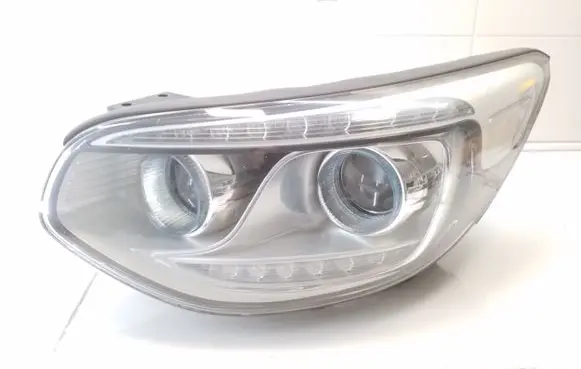 KIA Soul Headlight/headlamp 92101E4