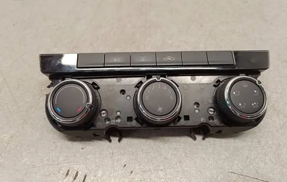 Skoda Superb B8 (3V) Interior fan control switch 3V0820047R A00460670 901560430012