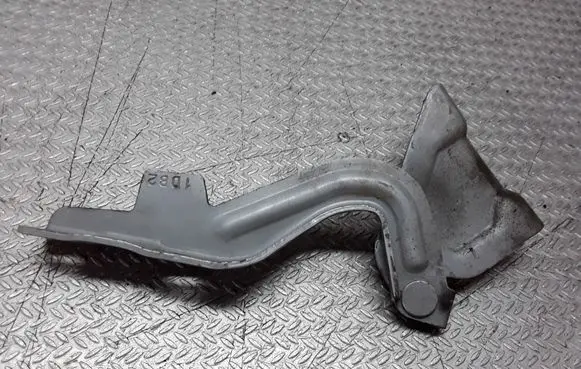 Mitsubishi Grandis Engine bonnet/hood hinges