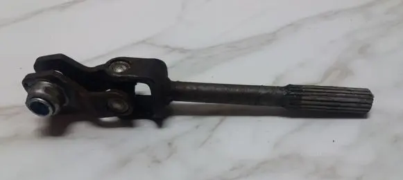 Nissan Qashqai Steering column universal joint