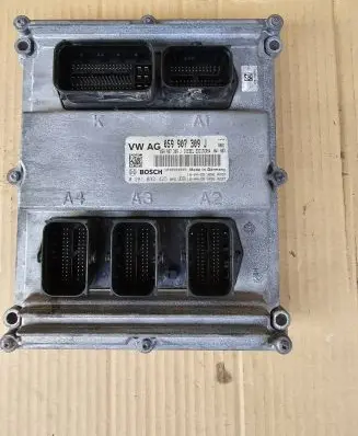 Volkswagen Amarok Engine control unit/module 059907309J 0281032425 850907389J