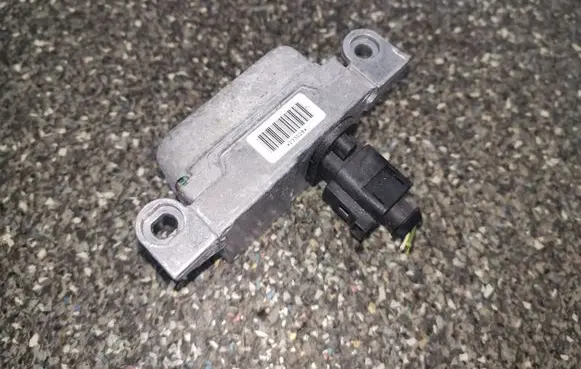 Volkswagen Touran I ESP acceleration yaw rate sensor 1K0907655B