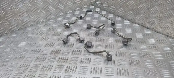 BMW 3 F30 F35 F31 Fuel injector supply line/pipe 