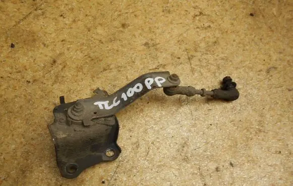 Toyota Land Cruiser (J100) Front height sensor lever 