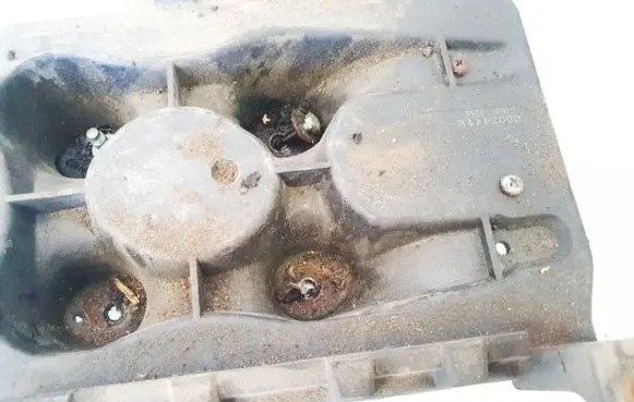 Battery box tray