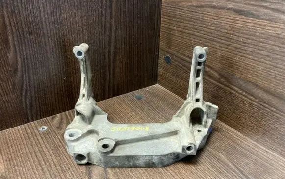 Fiat Fiorino Engine mounting bracket 55219008