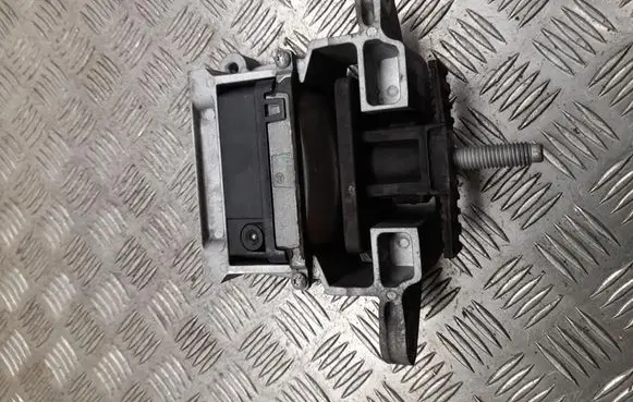 Land Rover Range Rover Evoque L551 Engine mount bracket K8D26F012AC