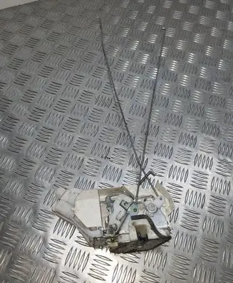 Mitsubishi Pajero Rear door lock
