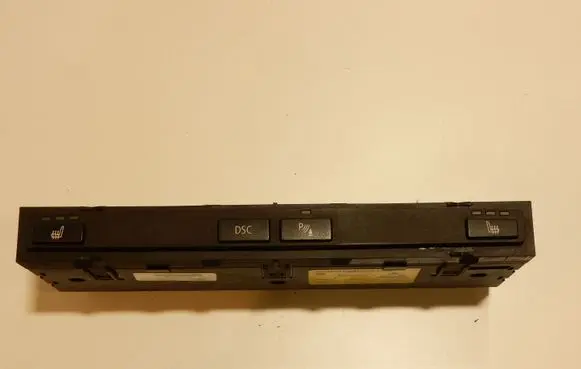 Traction control (ASR) switch
