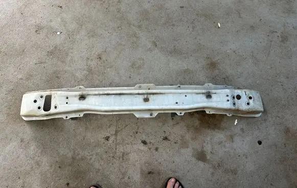 Dacia Sandero II Front bumper cross member 