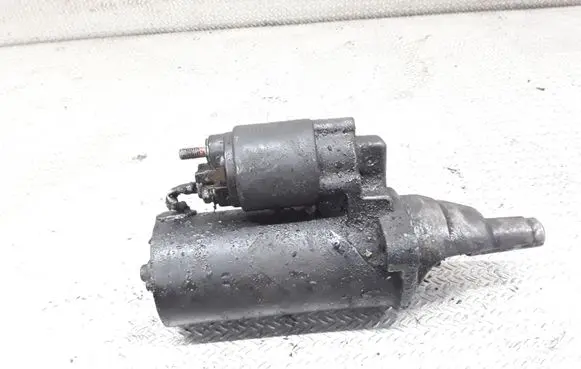 Audi A8 S8 D2 4D Starter motor 1005821953