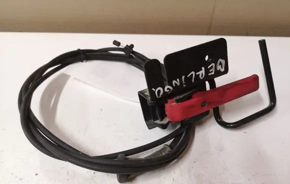 Engine bonnet (hood) release handle