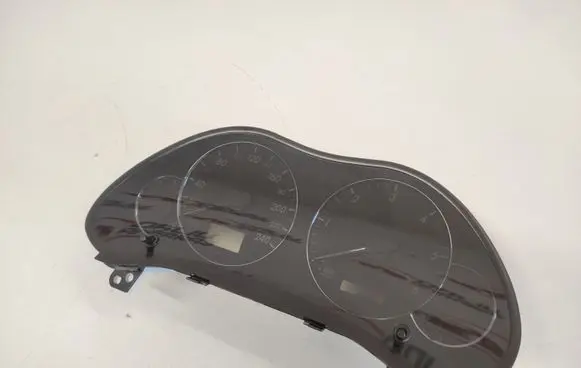 Toyota Avensis T250 Speedometer (instrument cluster) 8380005630H MB2574109865