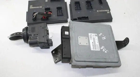 Porsche Cayenne (92A) Engine control unit/module 7P5906033