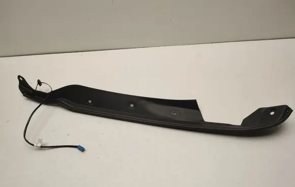Mercedes-Benz ML W166 Tailgate/trunk side cover trim A1668700751