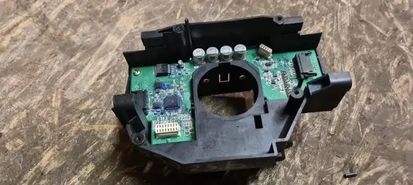 Multifunctional control switch/knob