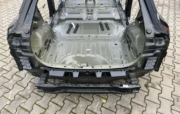 Opel Mokka B Rear bodywork DG23402
