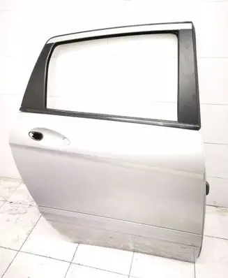 Mercedes-Benz B W245 Rear door 
