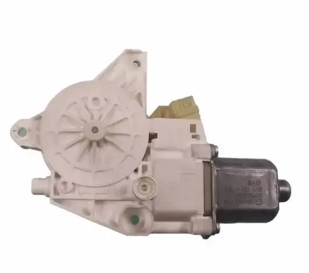 Mercedes-Benz C AMG W204 Front door window regulator motor 0130822411