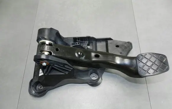 Seat Ibiza V (KJ) Brake pedal 2Q1721058F