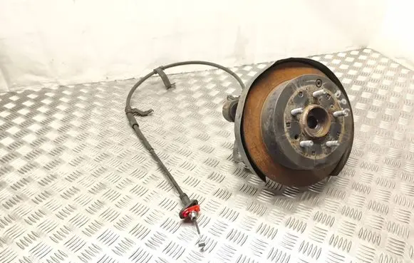 Hyundai Tucson JM Rear wheel hub 