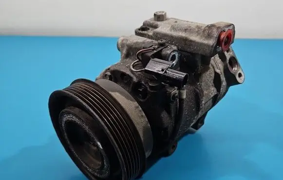 KIA Carens II Air conditioning (A/C) compressor (pump) 97701-1D200 IMPRK1541249