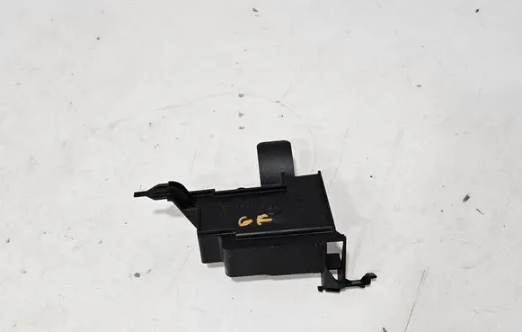 Porsche Cayenne (9Y0 9Y3) Seat heating relay 3F0959772 9A795977200 9A7959772