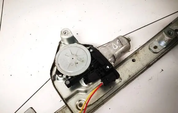 Suzuki Grand Vitara II Rear door window regulator motor 8343065J00
