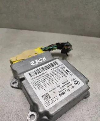 Audi Q3 8U Airbag control unit/module 8U0959655B 5WK44299