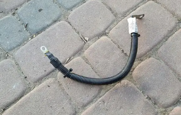 Opel Insignia B Negative earth cable (battery) 39110975