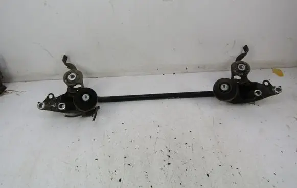 Volkswagen PASSAT B5 Front anti-roll bar/sway bar 